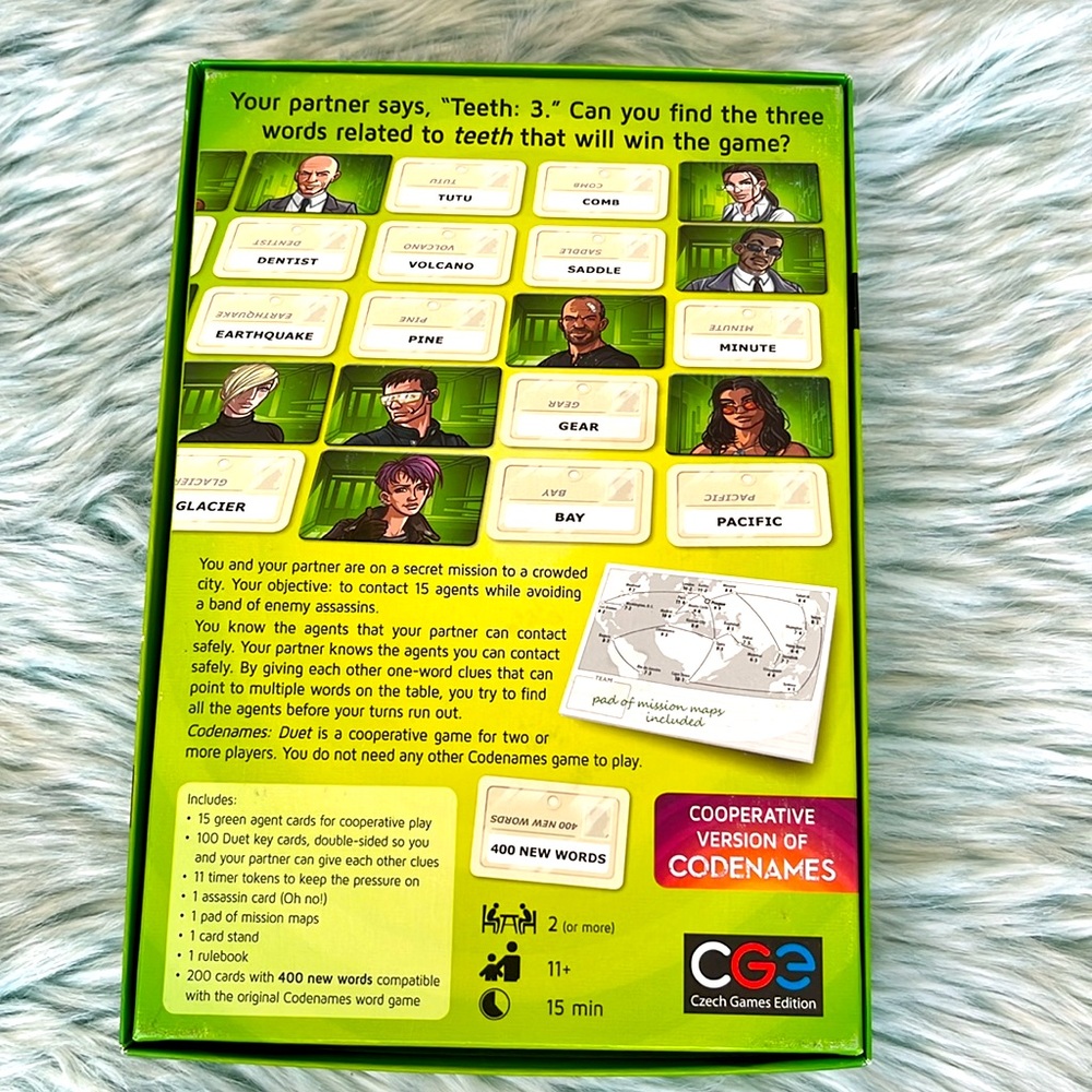 Codenames Duet, Board Game - Picture 5 of 8